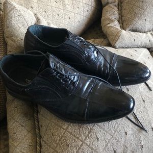 Used Début shark skin shoes